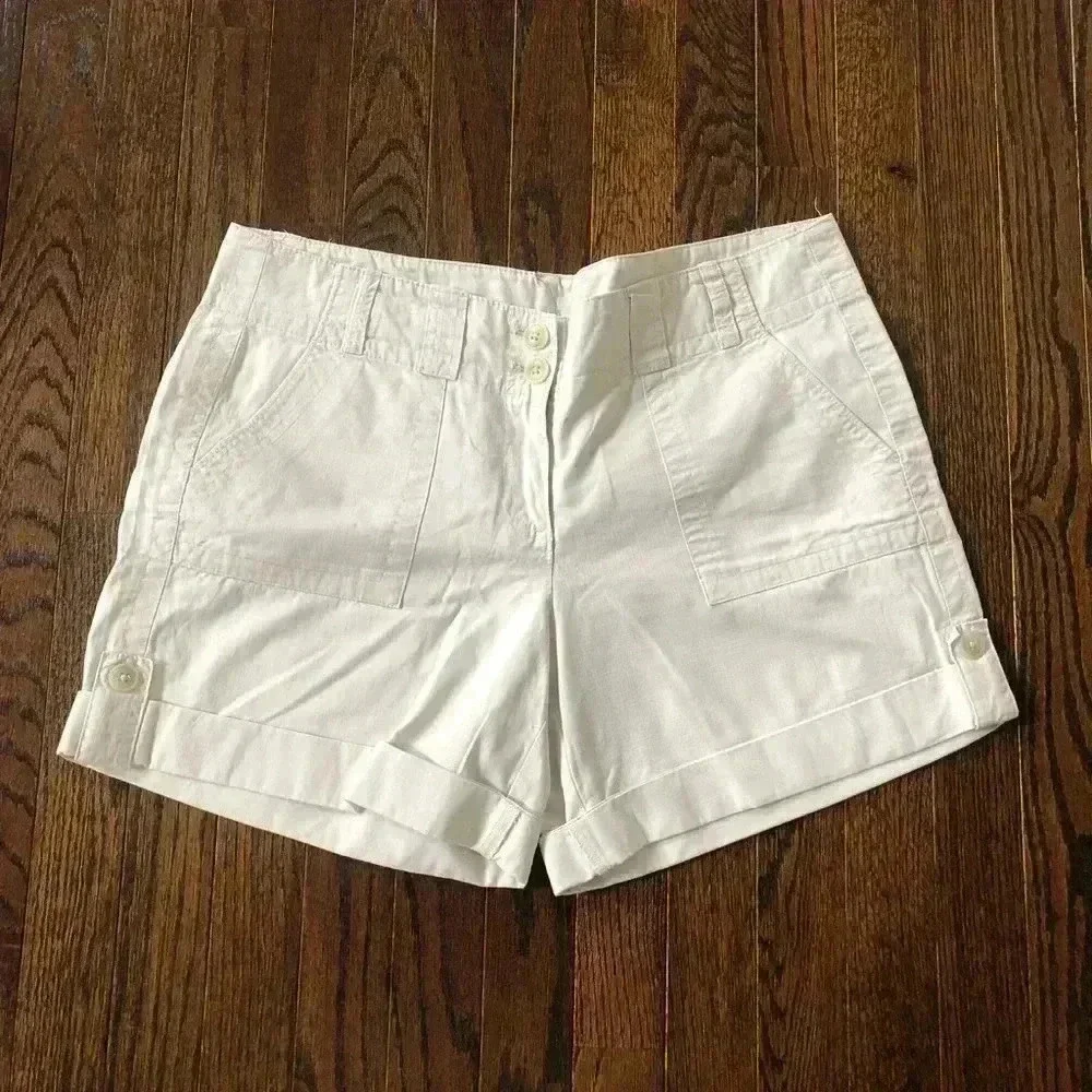 Ann Taylor Women’s 10 Signature Cream 5.5" Inseam Cotton Shorts - EUC - Picture 1 of 9